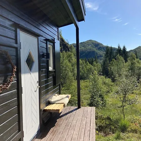 Koselig Med Vedfyrt Badstue * Dirdal